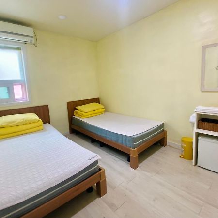 24 Guest House Yeosu Zewnętrze zdjęcie